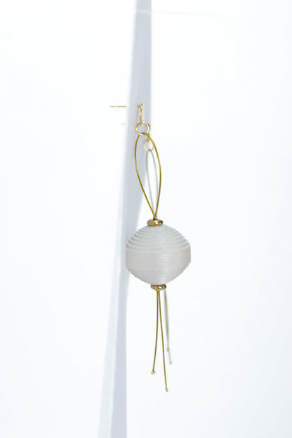 Cercei Leatherbonbon Plutitor - Alb sidefat