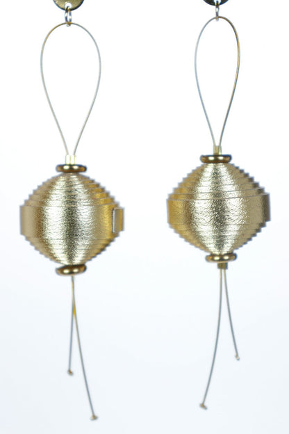 Cercei Leatherbonbon Plutitor - Auriu sidefat