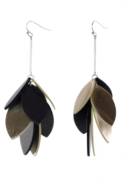 Cercei petale - Negru + Auriu
