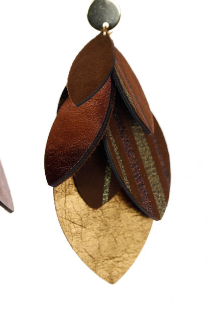 Cercei petale - Maro + Auriu