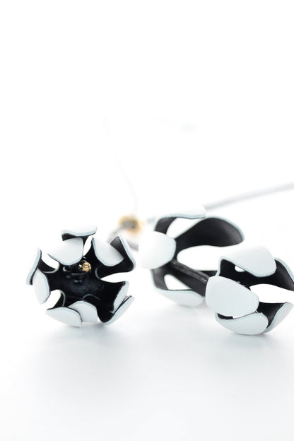 Set Colier reglabil + Cercei - Alb-Negru