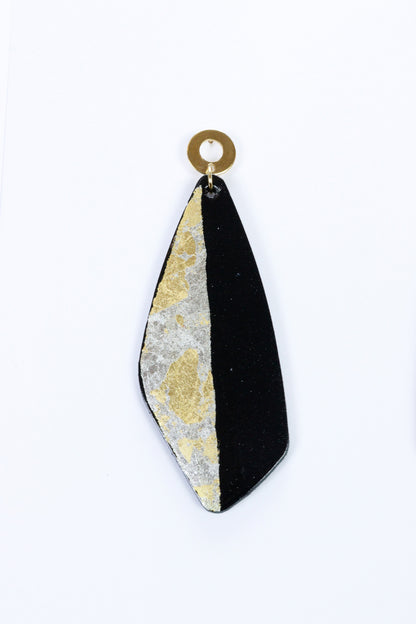 Cercei unicat cu foite de aur aplicate