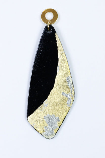 Cercei unicat cu foite de aur aplicate