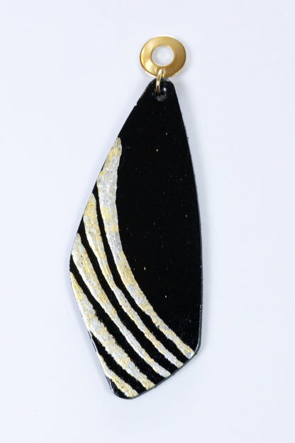 Cercei unicat cu foite de aur aplicate