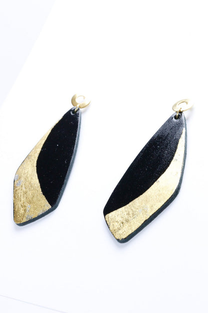 Cercei unicat cu foite de aur aplicate