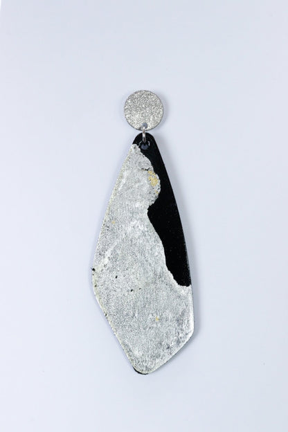 Cercei unicat cu foite de aur aplicate