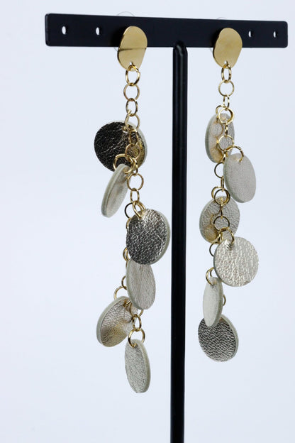 Cercei unicat din piele