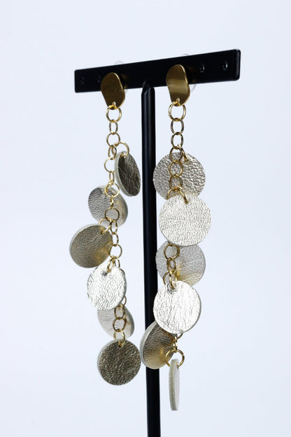 Cercei unicat din piele