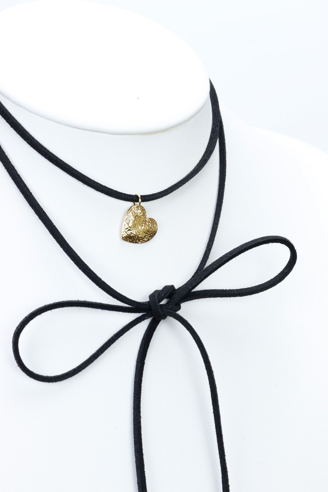 Choker nyaklánc medállal