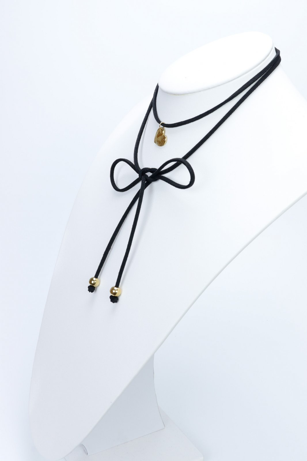 Choker nyaklánc medállal