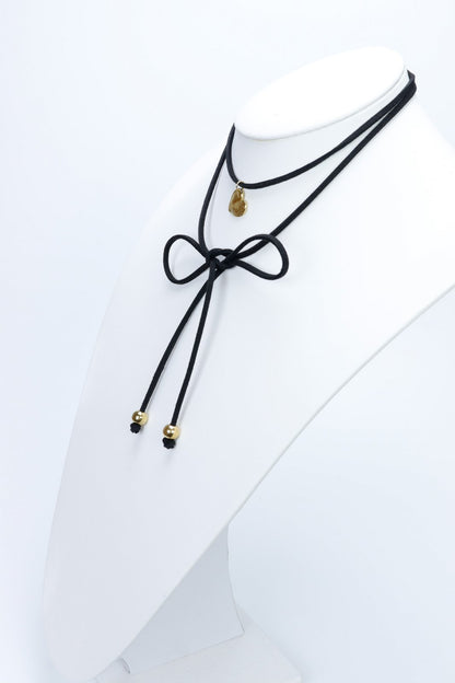 Colier choker cu pandantiv