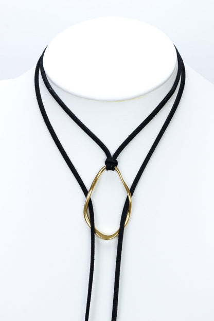 Colier choker cu pandantiv