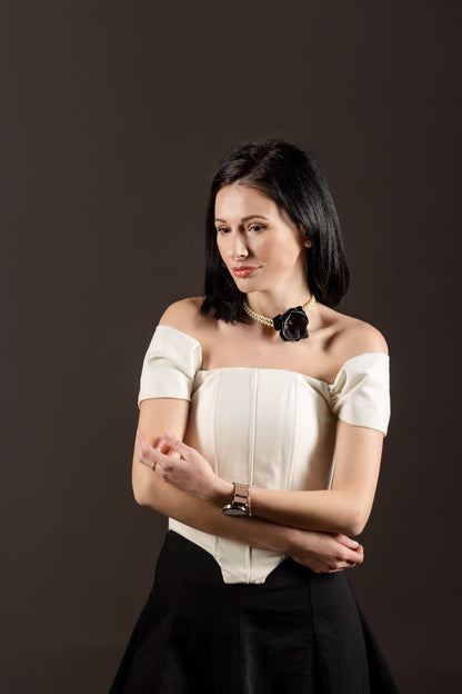 Colier cu perle naturale Ivory și trandafir din piele naturală