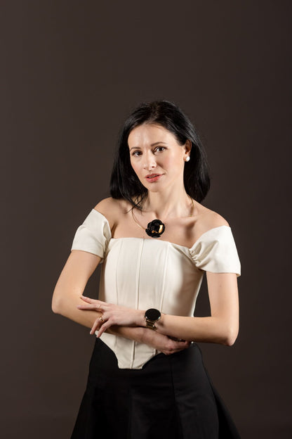 Colier deschis din piele naturala si otel inoxidabil