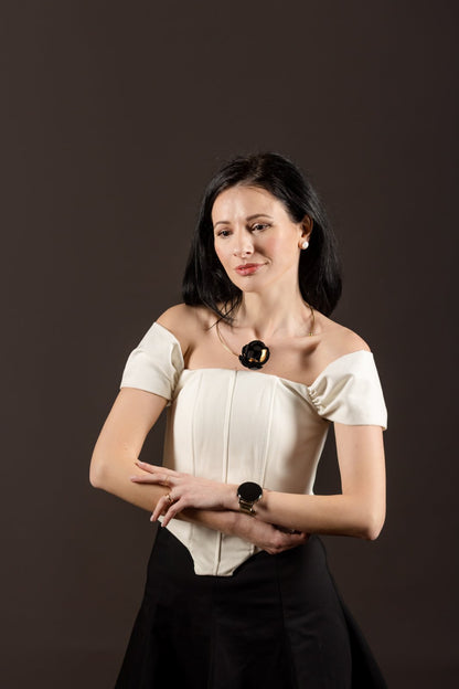 Colier deschis din piele naturala si otel inoxidabil