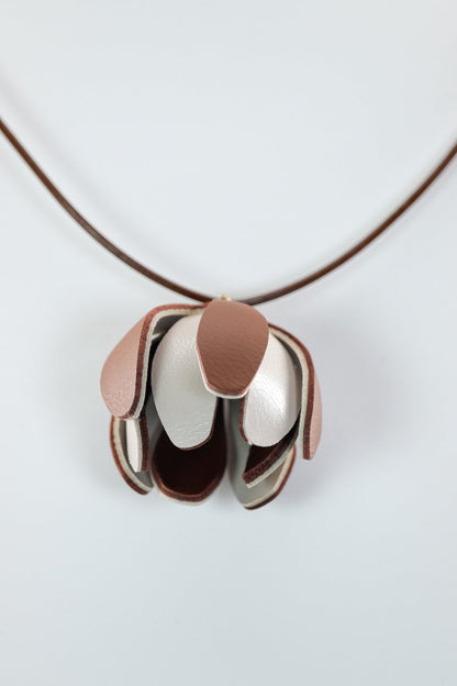 Set floral Colier si Cercei reglabil - Maro Grej