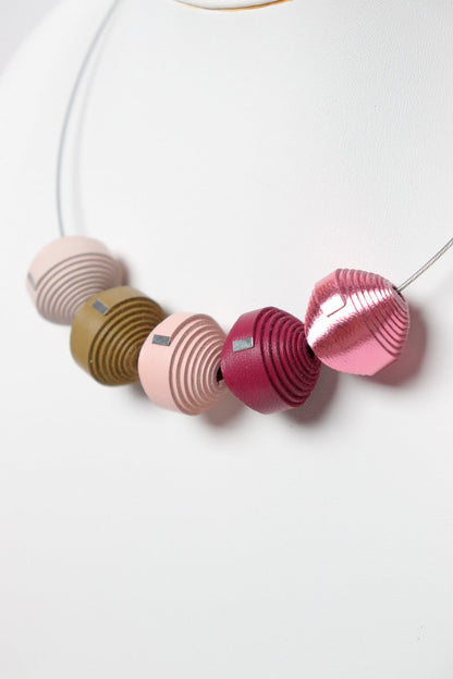 Colier Leatherbonbon (211) din piele