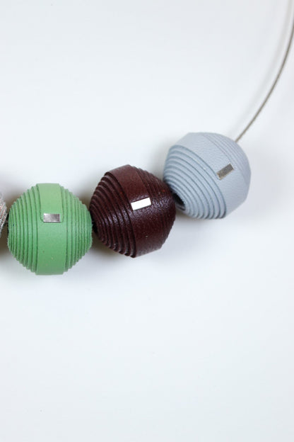 Colier Leatherbonbon (212) din piele