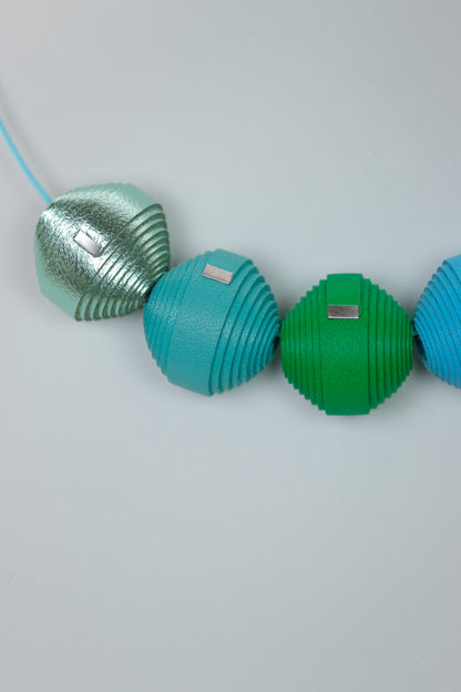 Colier Leatherbonbon (214) din piele