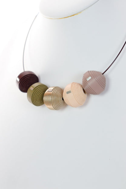 Colier Leatherbonbon (217) din piele