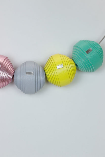 Colier Leatherbonbon (218) din piele