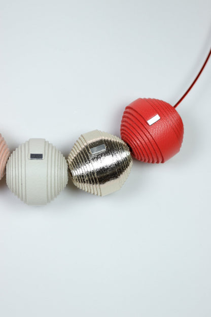 Colier Leatherbonbon (229) din piele