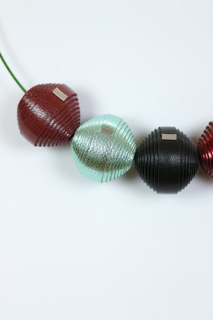 Colier Leatherbonbon (240) din piele