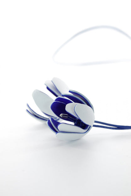 Colier floral reglabil - Alb + Albastru royal