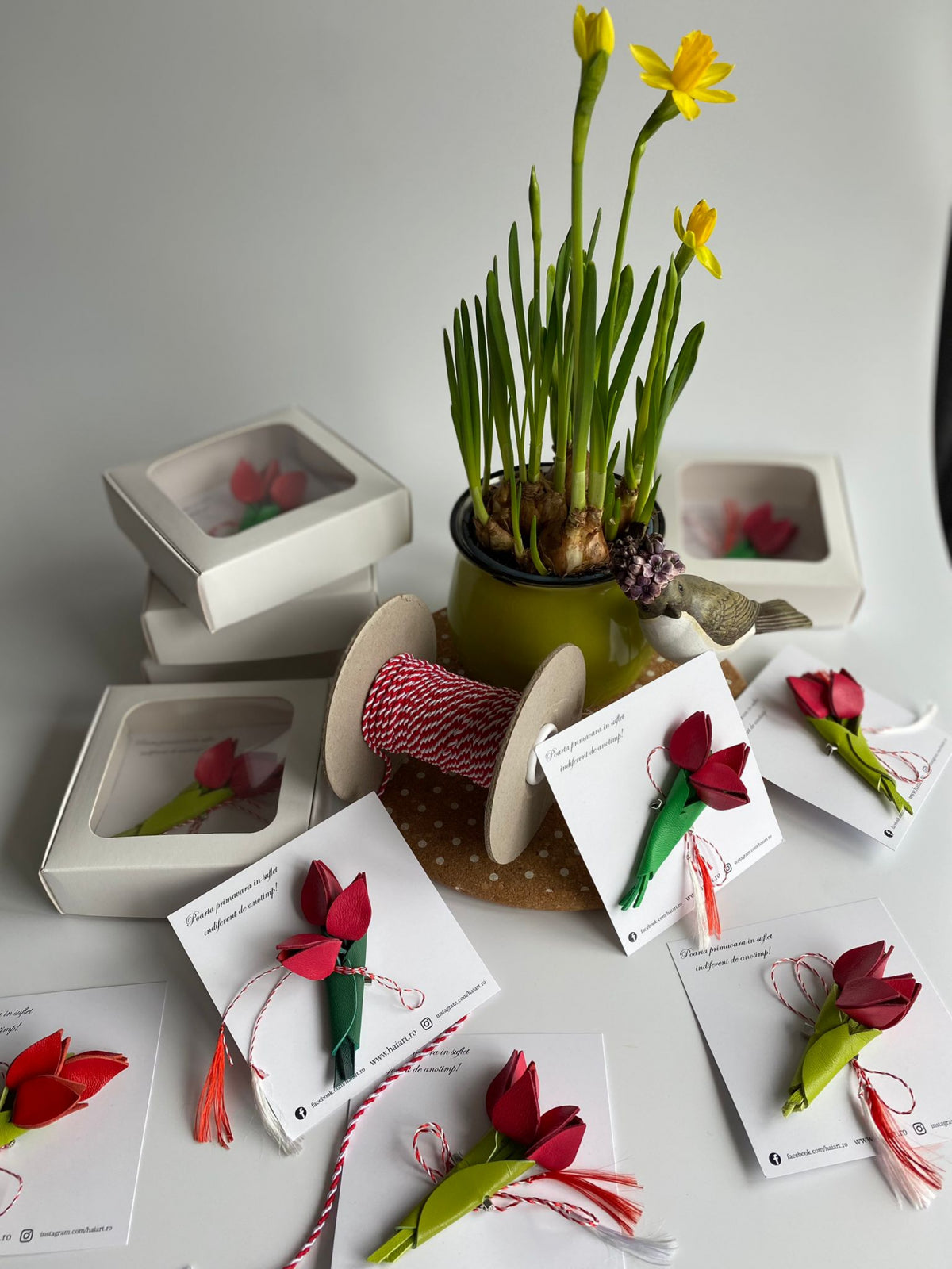 Martisor Lalea - nuante de rosu