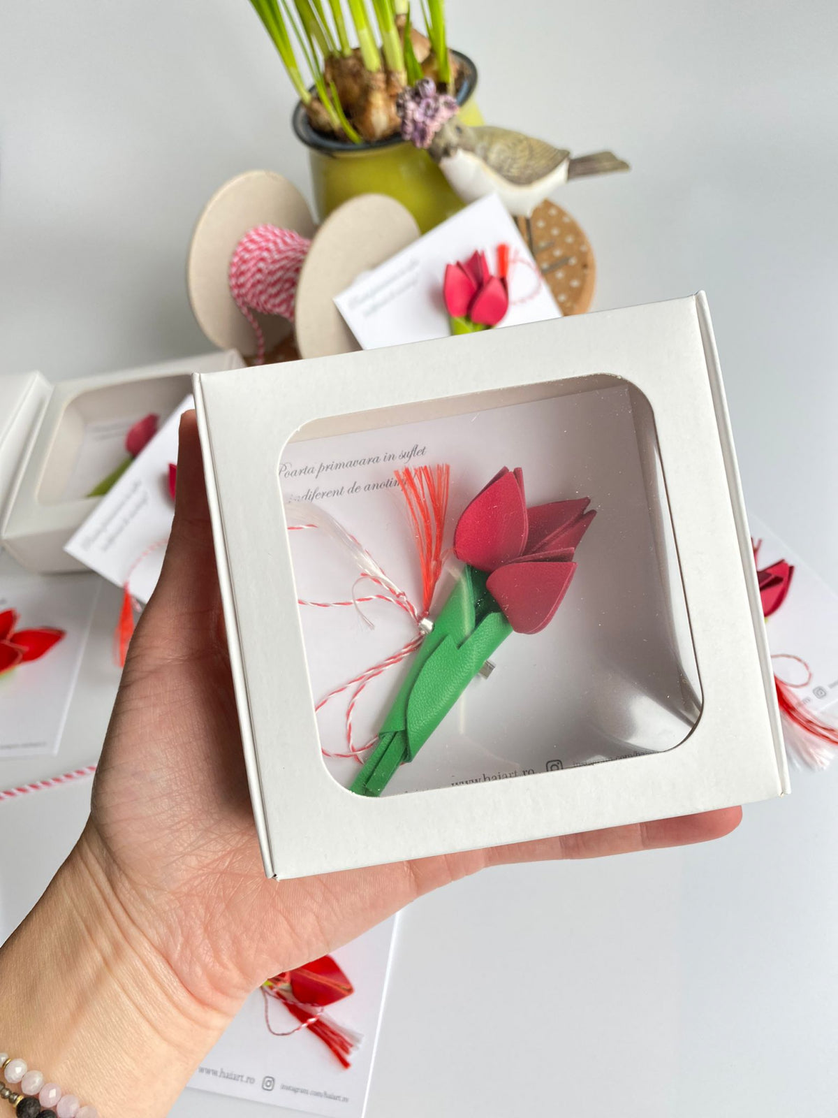 Martisor Lalea - nuante de rosu