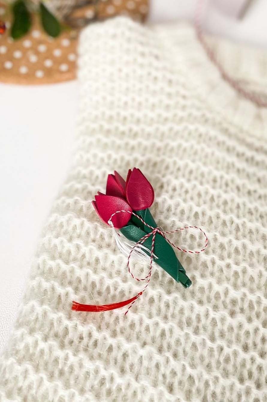 Martisor Lalea - nuante de rosu