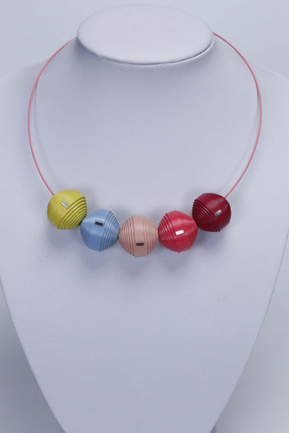 Set Colier leatherbonbon si cercei din piele