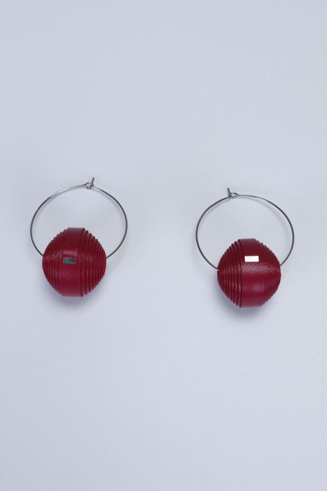 Leatherbonbon Necklace and Earrings Set