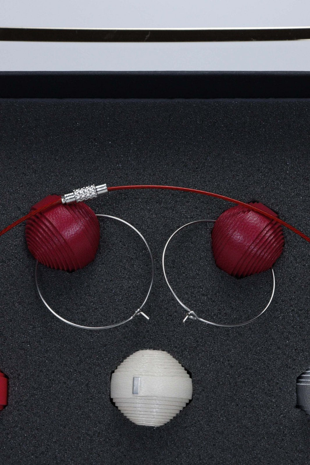Leatherbonbon Necklace and Earrings Set