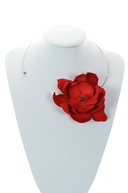 Colier model floral