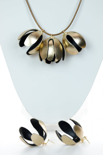 Set floral Colier si Cercei reglabil - Auriu + Negru