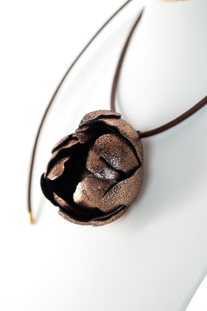 Set floral Colier si Cercei Soapte la ureche